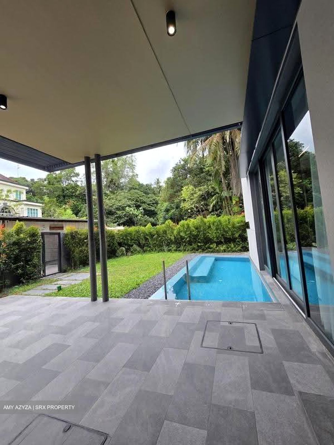 Greenbank Park (D21), Semi-Detached #624078041